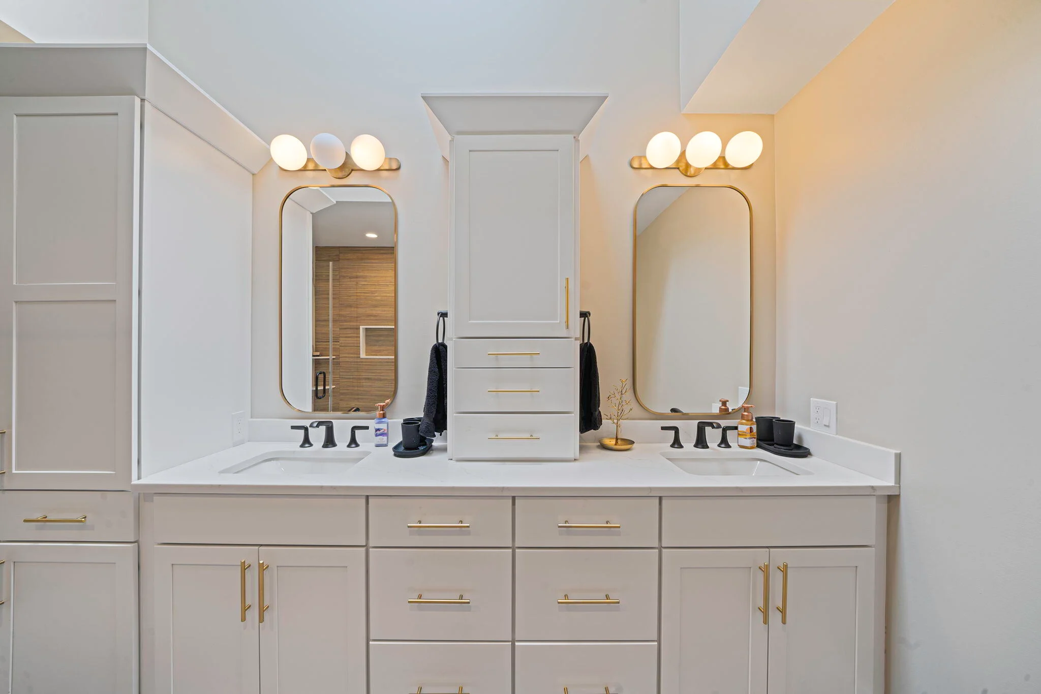 Double vanity in Islip, NY bathroom remodel by Kuhn Construction