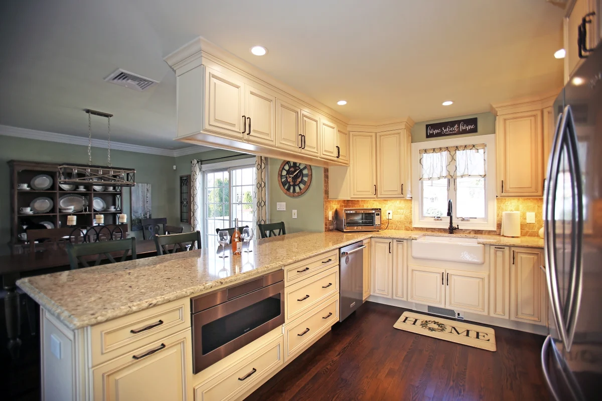 tuscan style kitchen